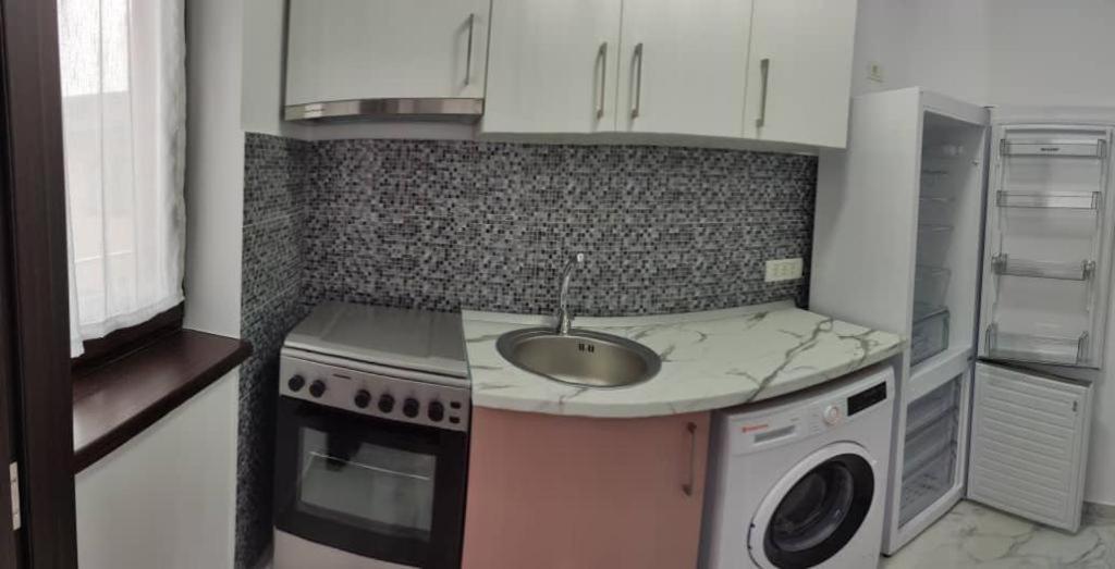 Home Naya بوخارست المظهر الخارجي الصورة
