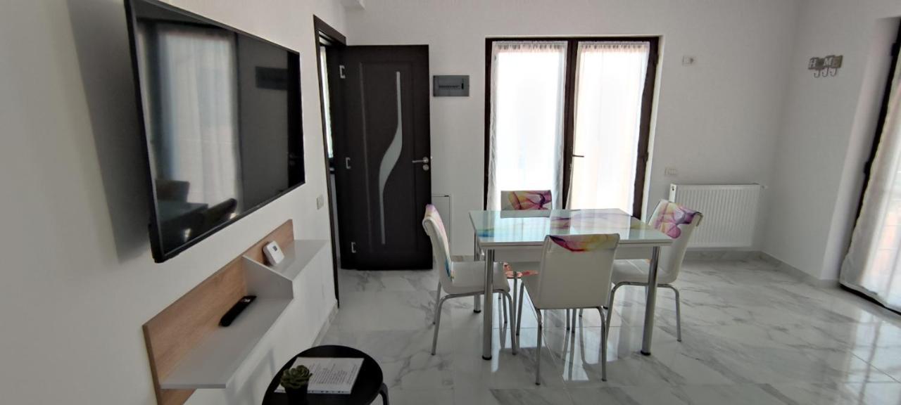 Home Naya بوخارست المظهر الخارجي الصورة