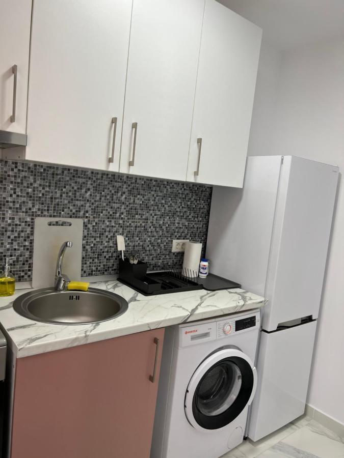 Home Naya بوخارست المظهر الخارجي الصورة